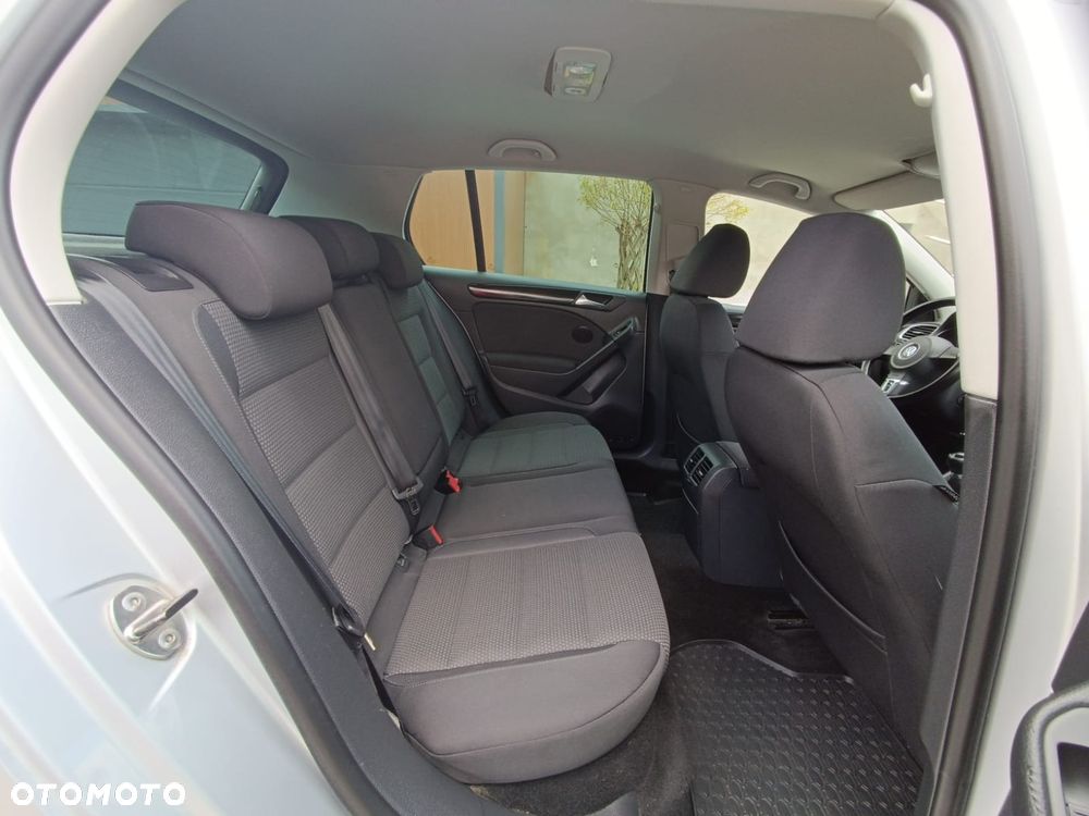 Volkswagen Golf 1.6 United - 27