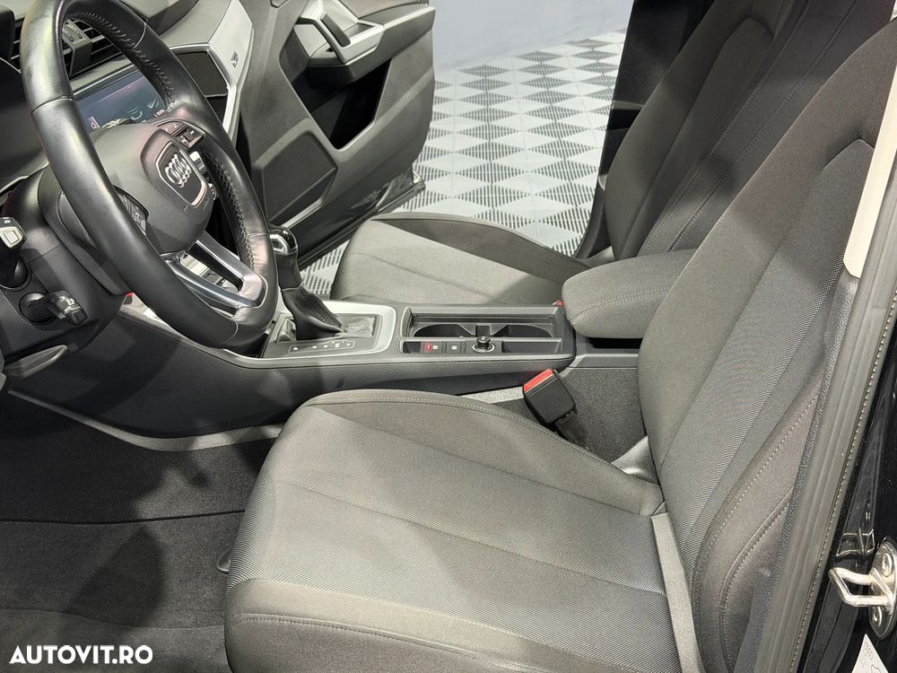 Audi Q3 35 TFSI S tronic - 16