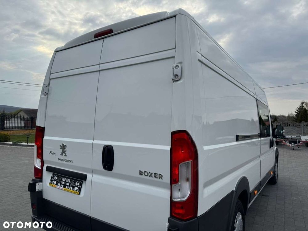 Peugeot Boxer  Maxi  7-osobowy - 16