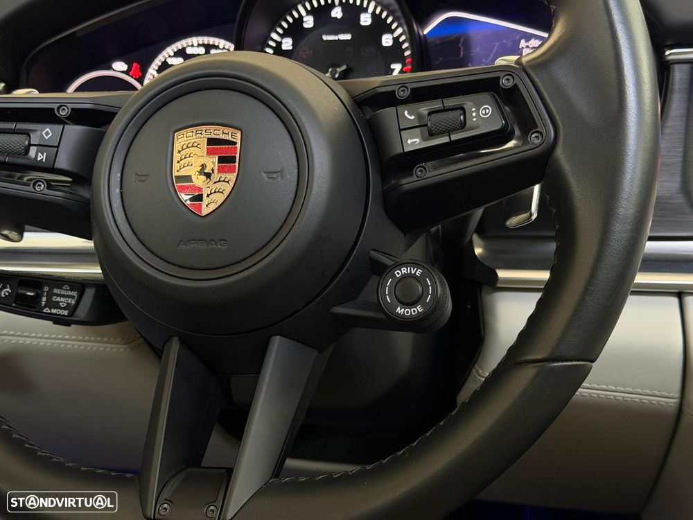 Porsche Panamera 4 E-Hybrid Platinum Edition - 9