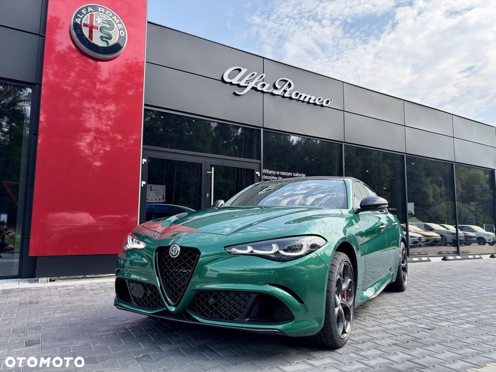 Alfa Romeo Giulia 2.9 Bi Turbo V6 Quadrifoglio - 1