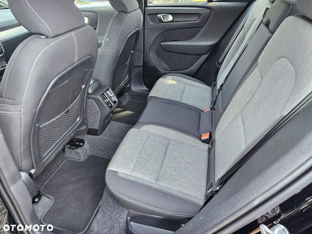 Volvo XC 40 - 27