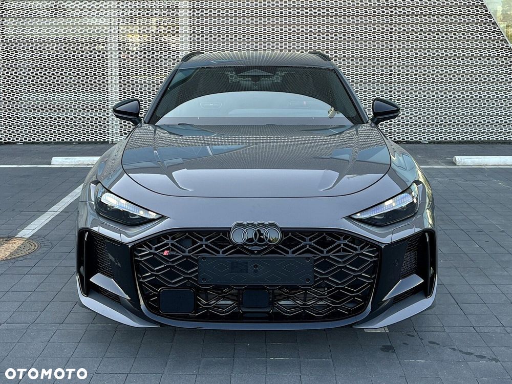 Audi RS5 Avant - 34