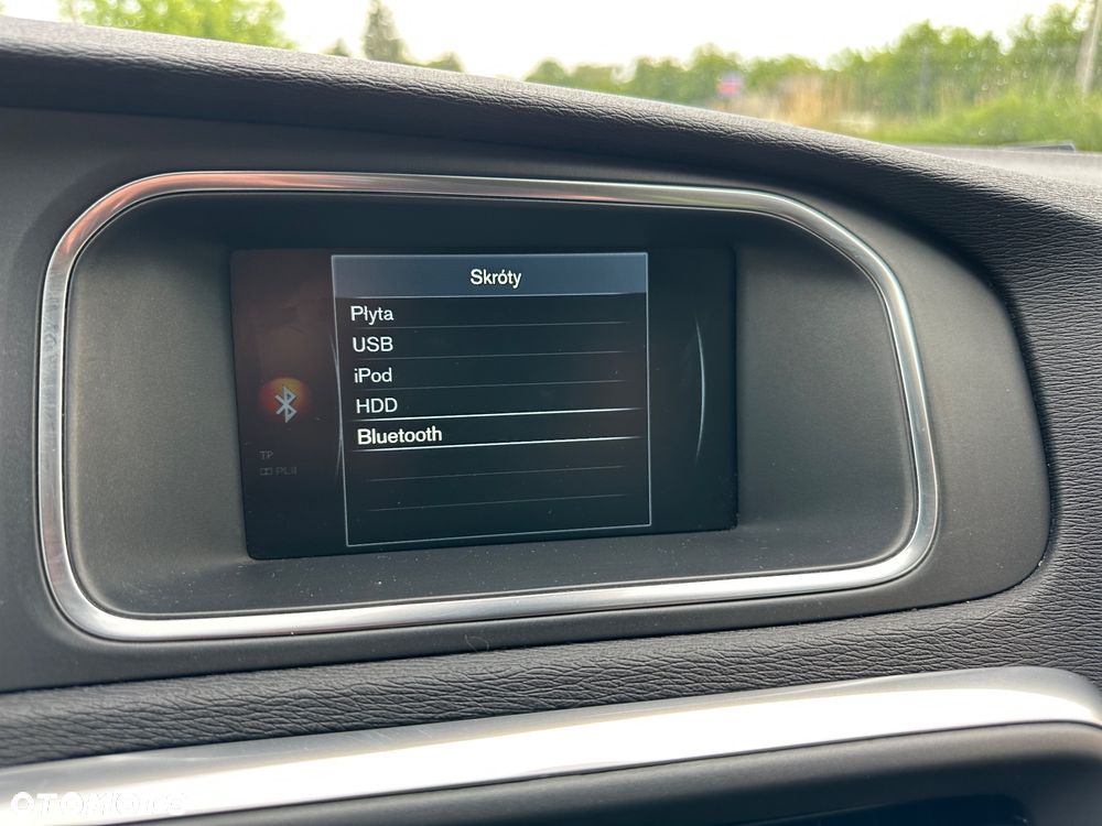 Volvo V40 D2 Momentum - 34
