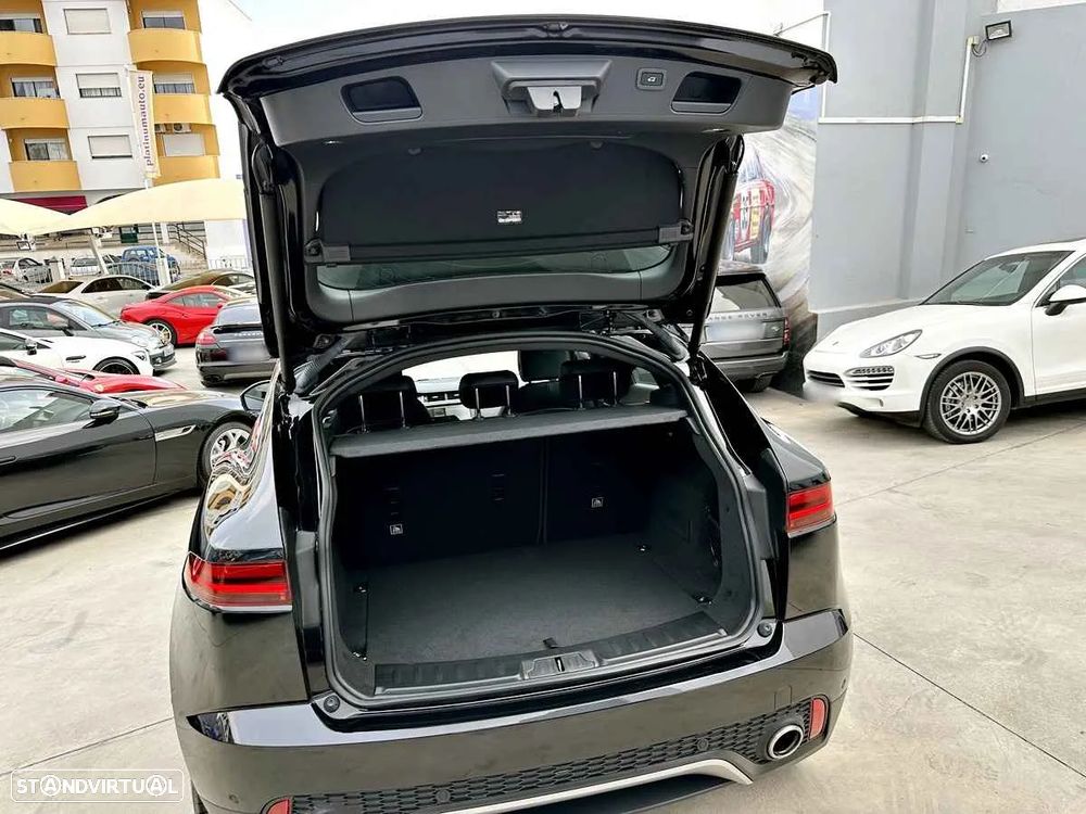Jaguar E-Pace 2.0 i4D AWD Aut. - 32