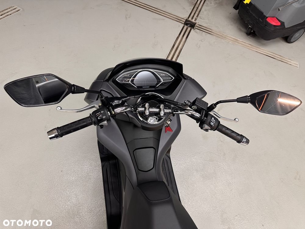 Honda PCX - 9