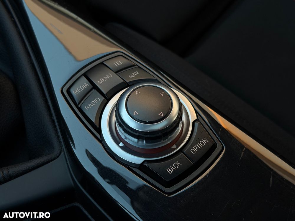 BMW Seria 1 116i Sport Line - 18