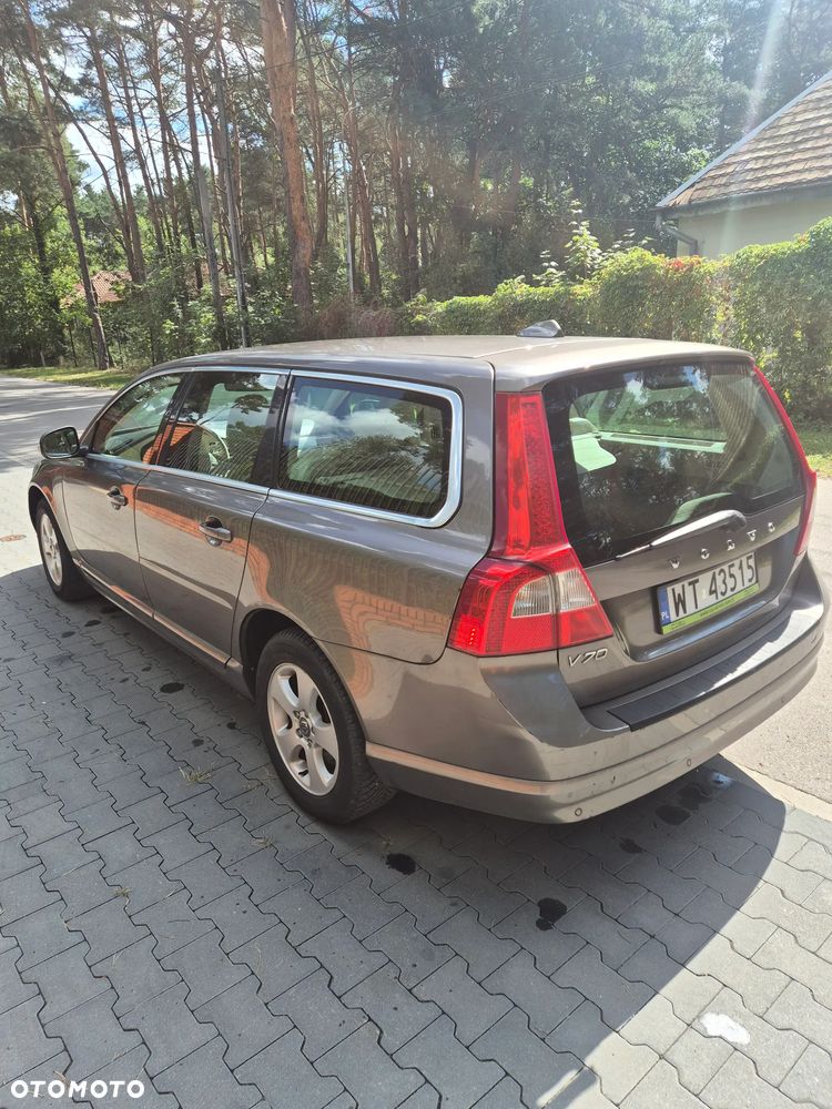 Volvo V70 2.0D Momentum - 3