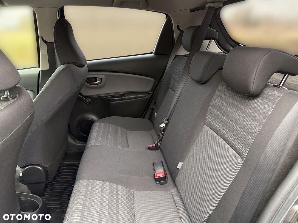 Toyota Yaris - 14