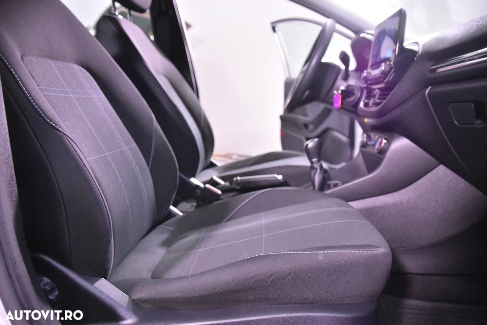 Ford Fiesta - 11