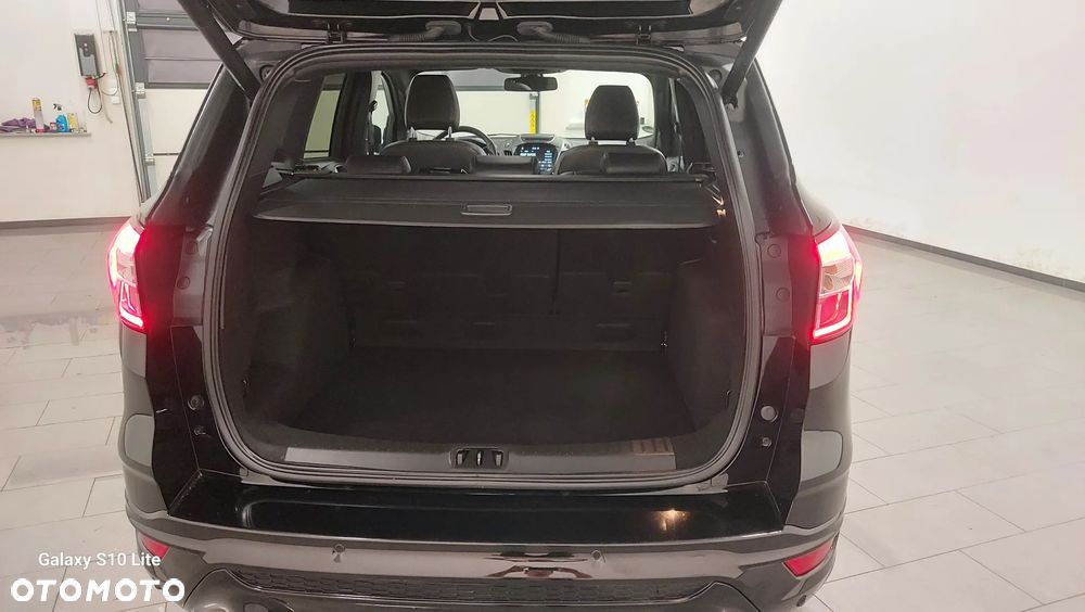 Ford Kuga 1.5 EcoBoost FWD ST-Line - 9