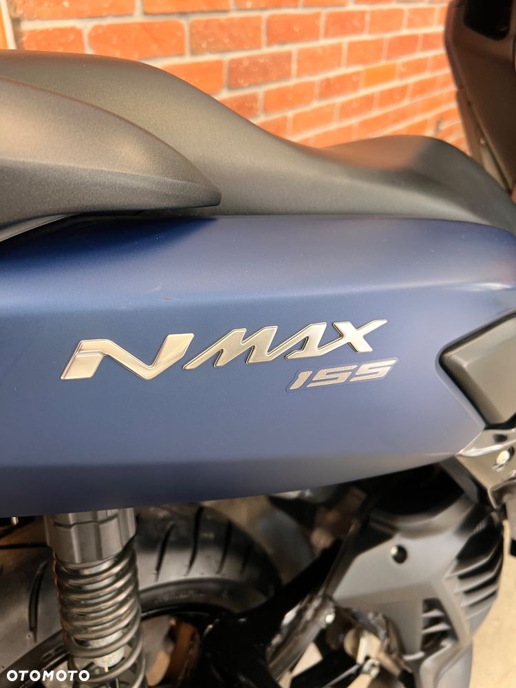 Yamaha NMAX - 7