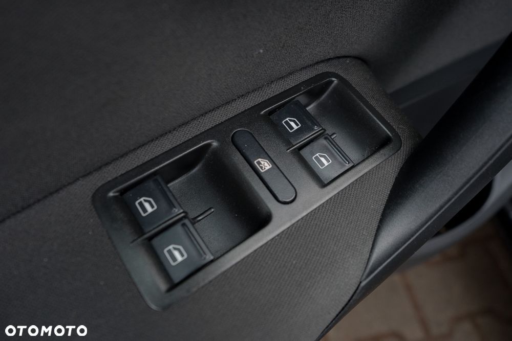 Volkswagen Polo 1.4 16V Highline - 13