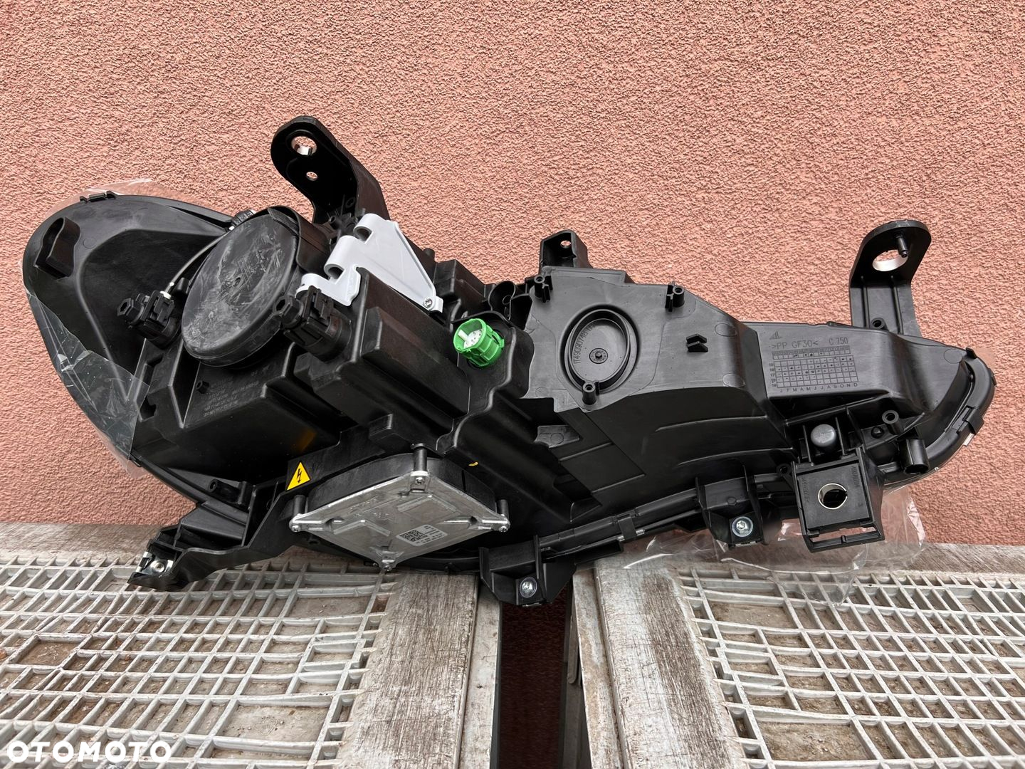 Lampa przednia ALFA ROMEO GIULIA XENON NIESKRĘTNY LEWA EUROPA ORYGINALNA AL - 3