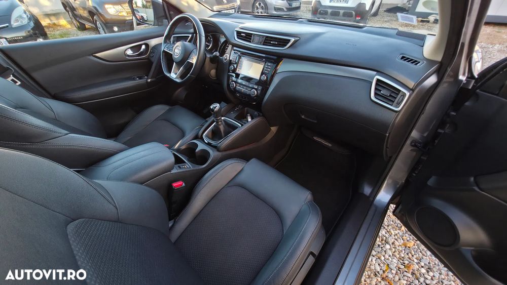Nissan Qashqai 1.6 DCI TEKNA+ - 21