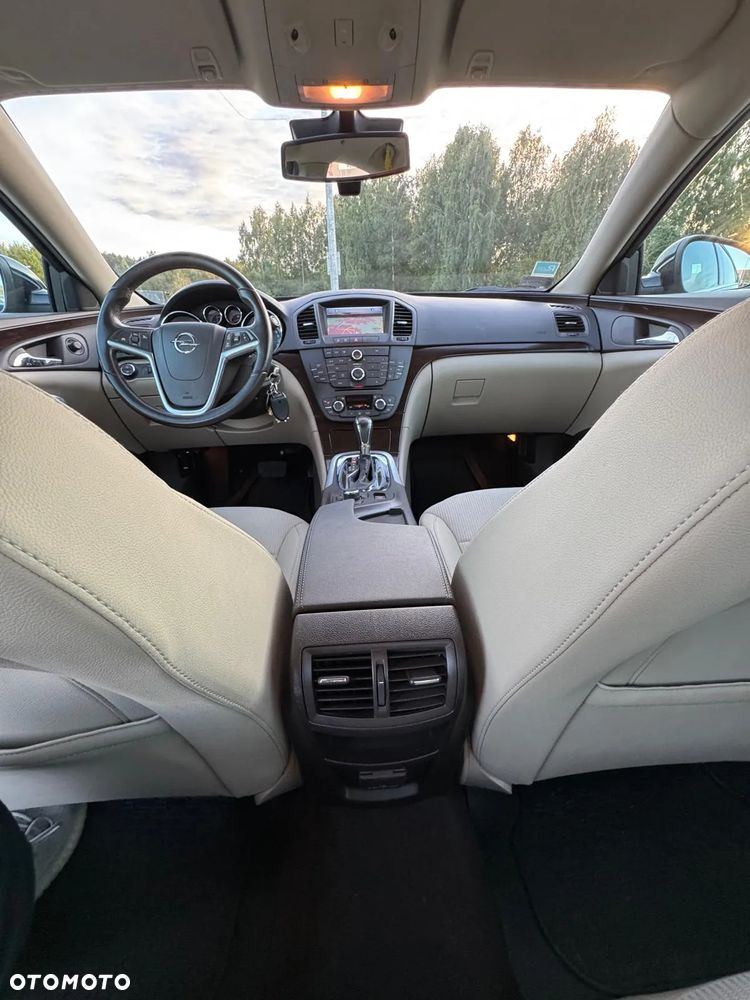 Opel Insignia - 21