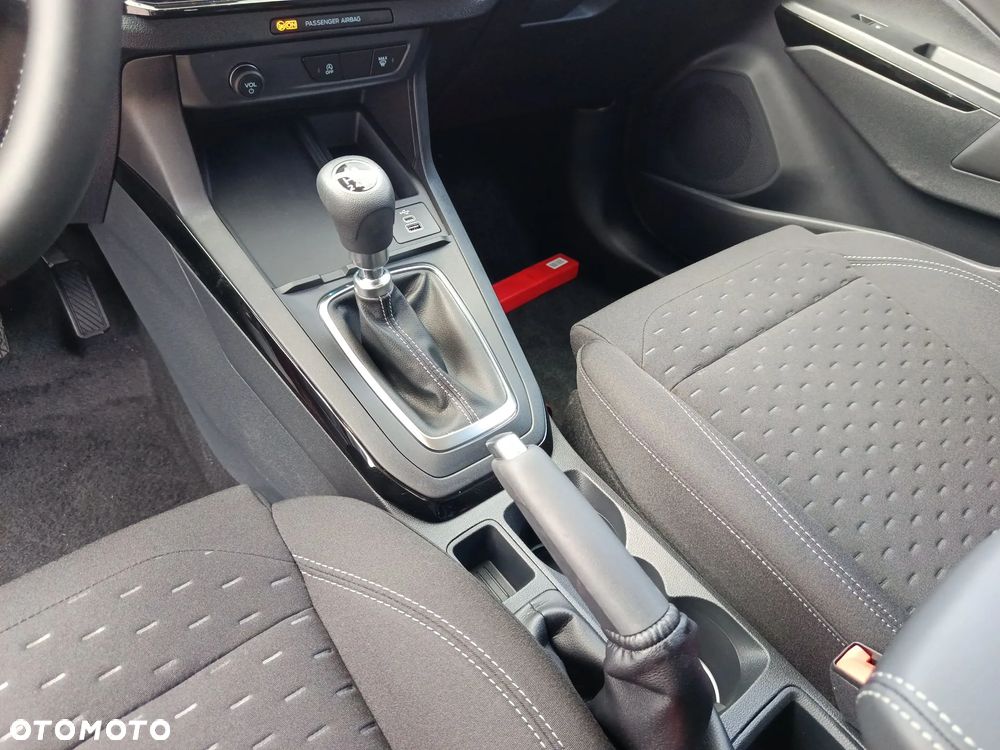 Ford Puma 1.0 EcoBoost mHEV Titanium - 13