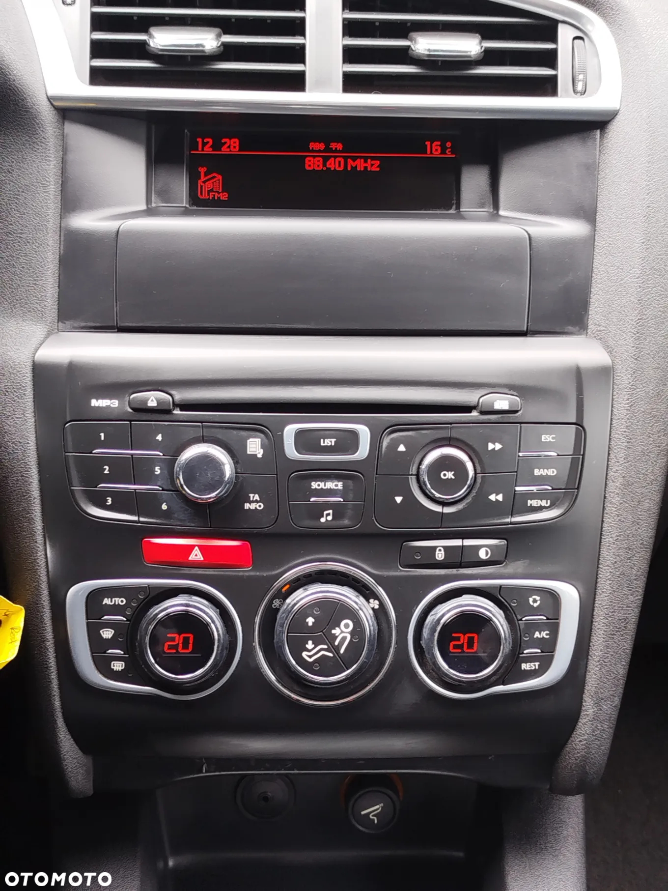 Citroën C4 - 24