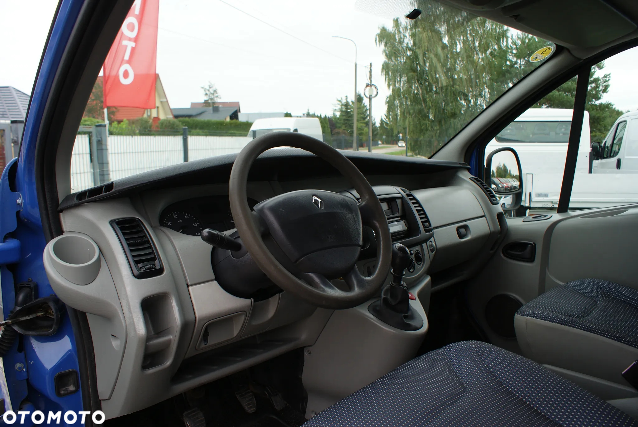Renault Trafic - 11