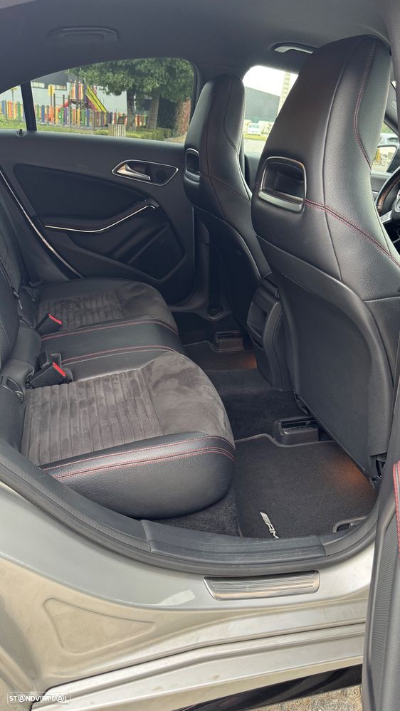 Mercedes-Benz CLA 180 - 8
