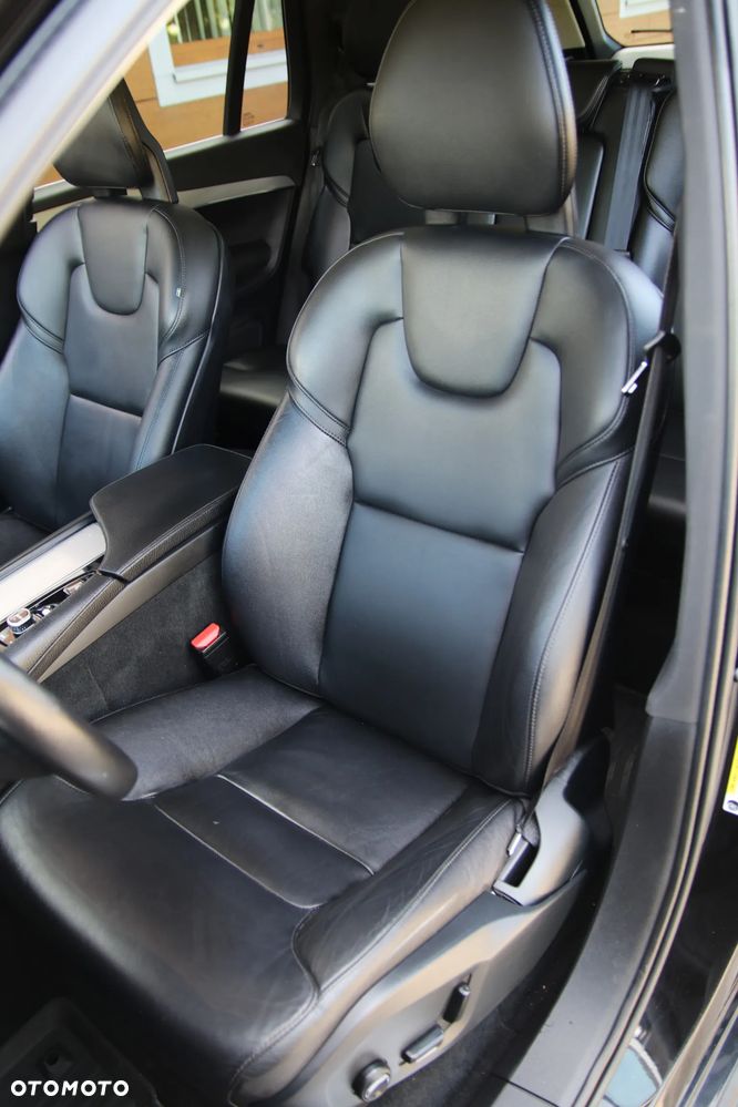 Volvo XC 90 T5 AWD Momentum - 14