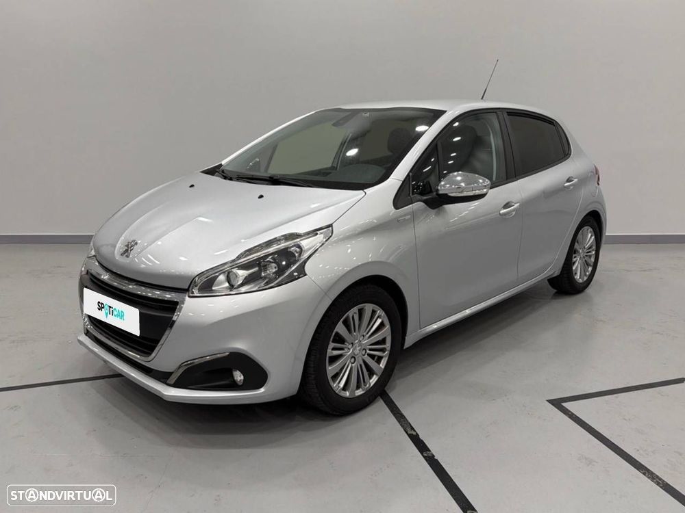 Peugeot 208 1.2 PureTech Style - 1