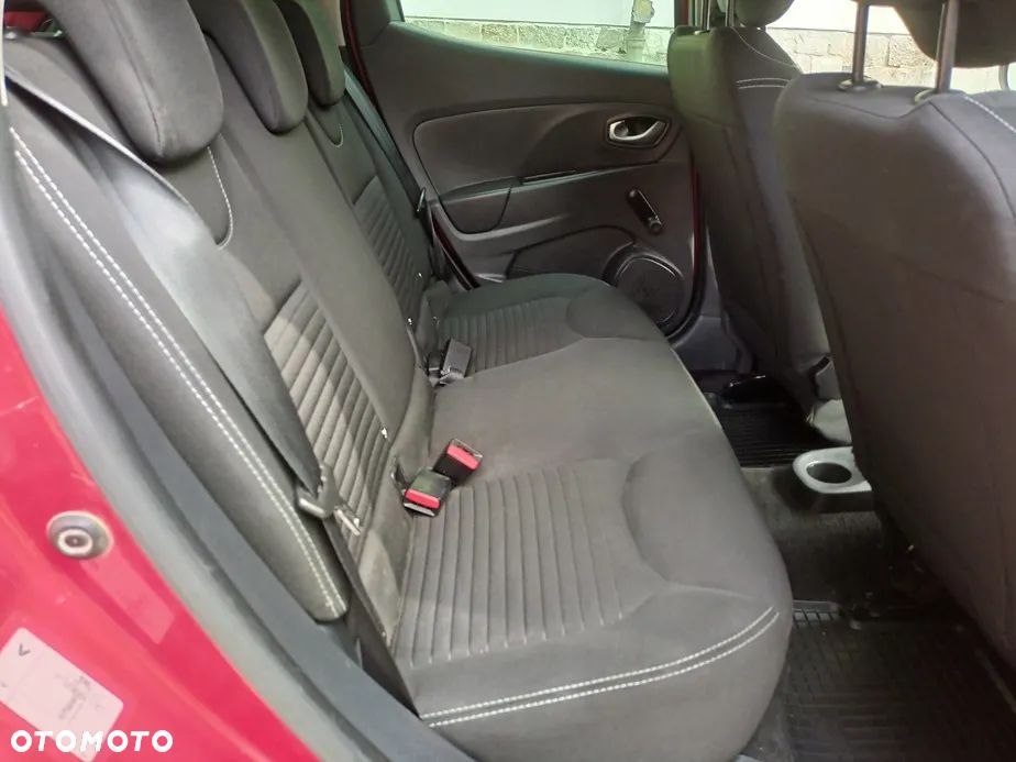 Renault Clio 1.2 16V Limited - 10