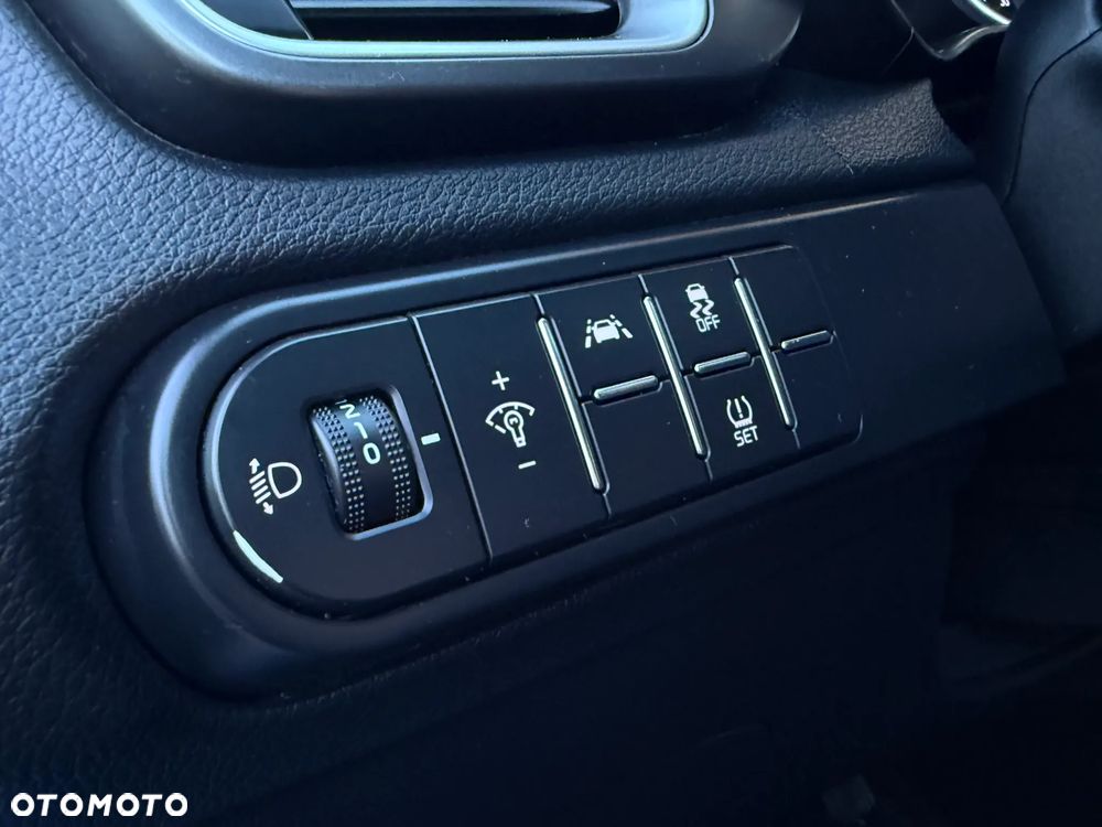 Kia Ceed 1.4 T-GDI M DCT - 38