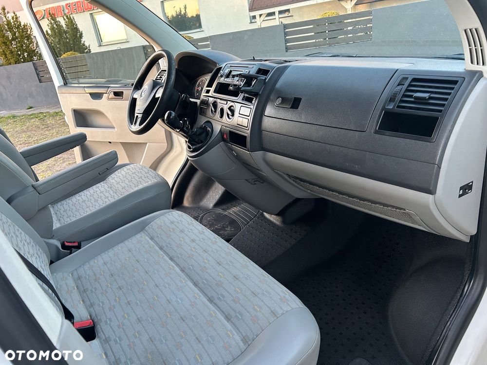 Volkswagen Transporter - 21