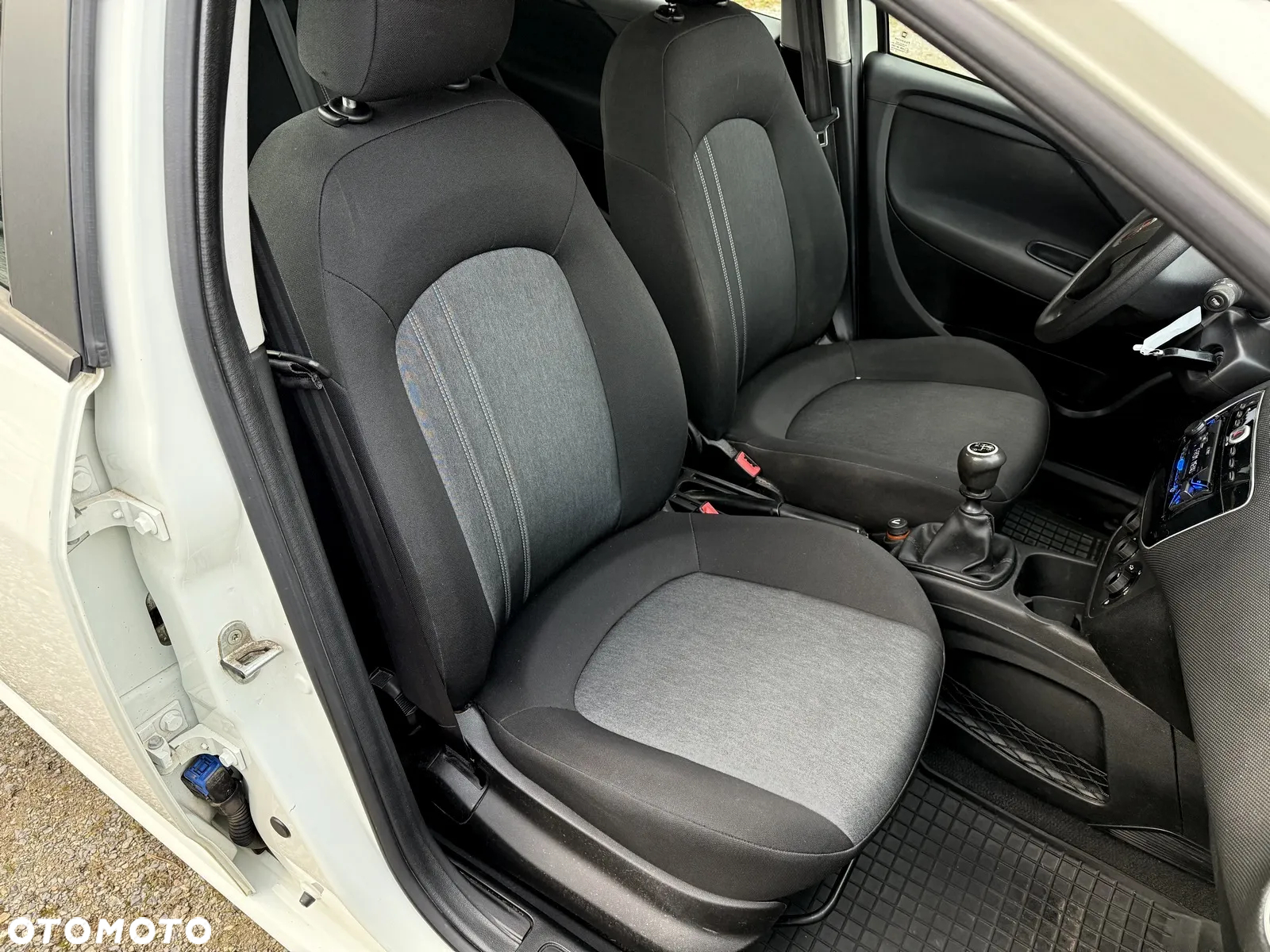 Fiat Grande Punto - 24