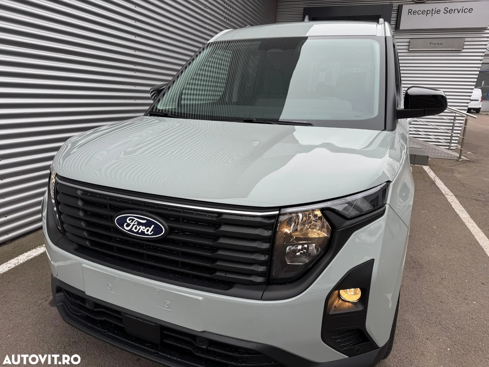 Ford Tourneo Courier - 19