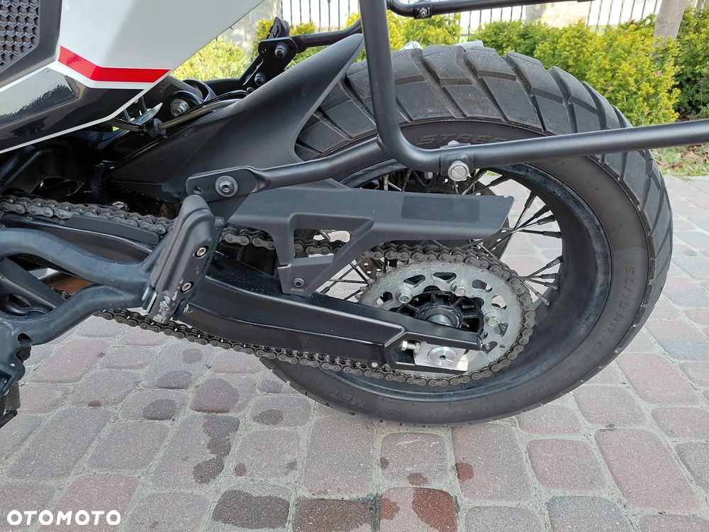 Moto Morini X-Cape 700 - 21