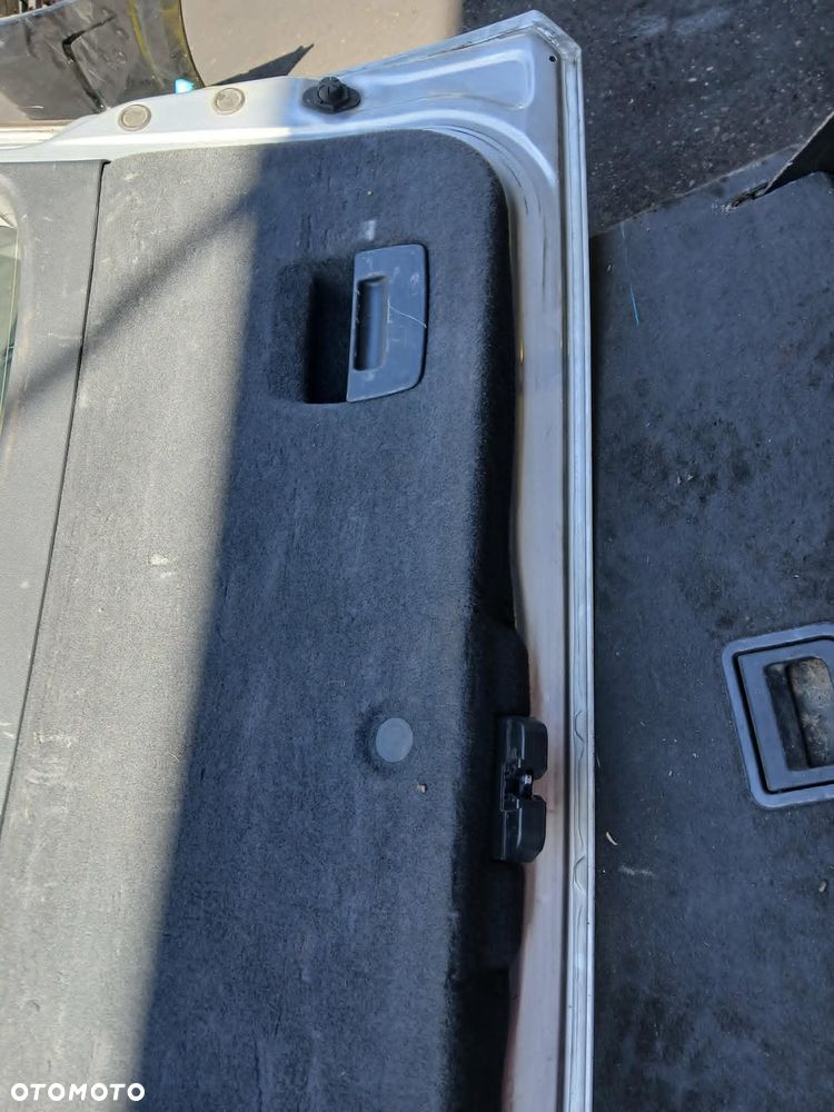 Opel Vectra C kombi lift klapa bagażnika kod lakieru Z157 - 7