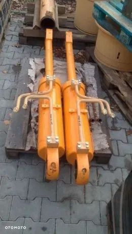 Siłownik siłowniki do ładowarki 534C,534E HSW