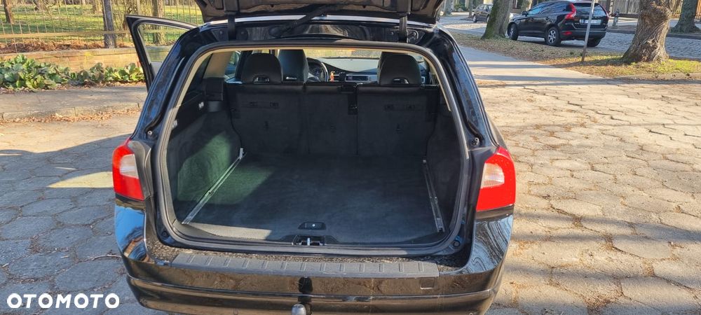 Volvo V70 2.4D Summum - 13