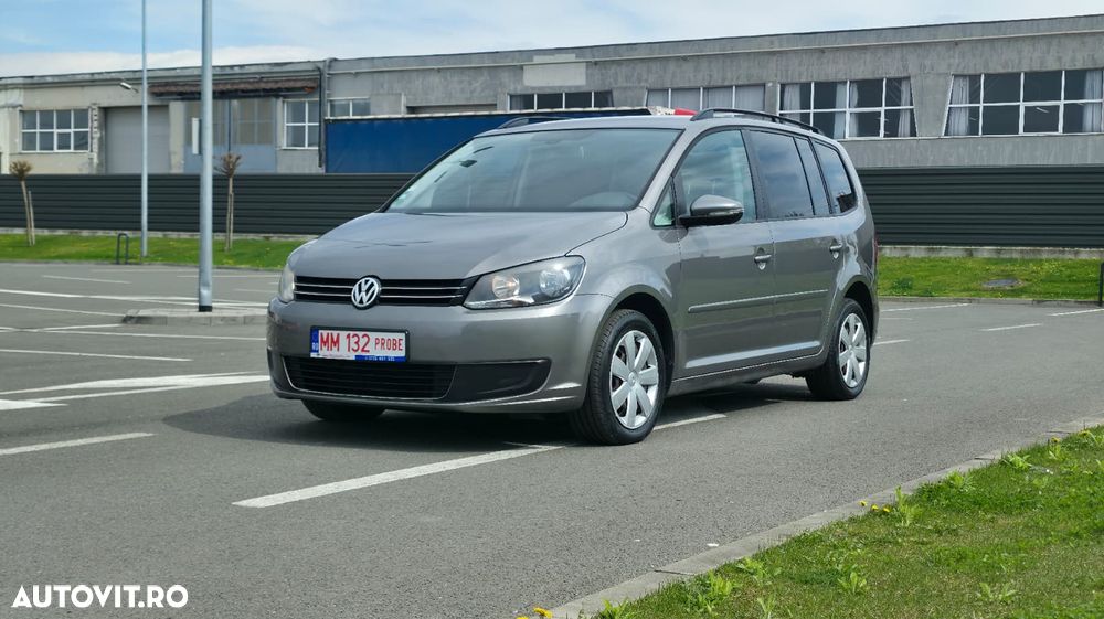 Volkswagen Touran 1.6 TDI DPF Highline - 1