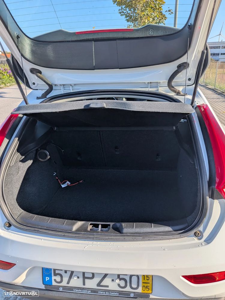 Volvo V40 1.6 D2 Eco Kinetic - 8