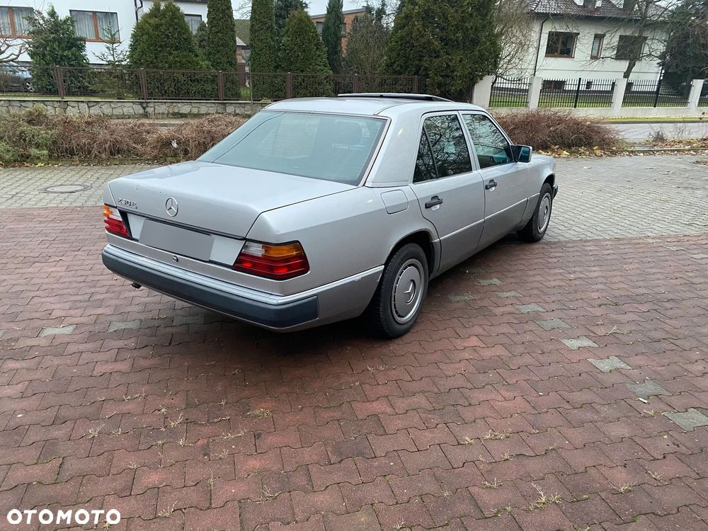 Mercedes-Benz W124 (1984-1993) - 6