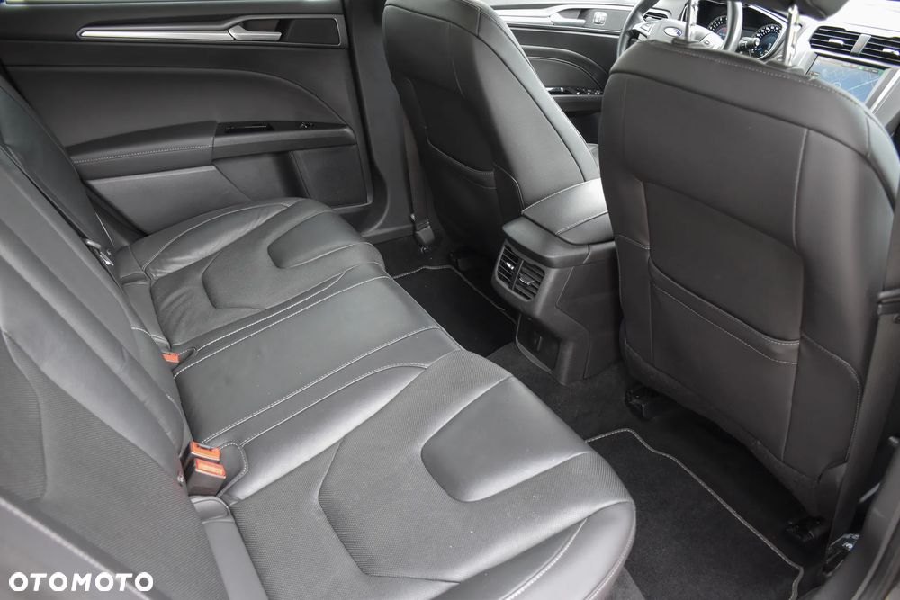 Ford Mondeo 2.0 TDCi Bi-Turbo PowerShift-Aut Titanium - 31