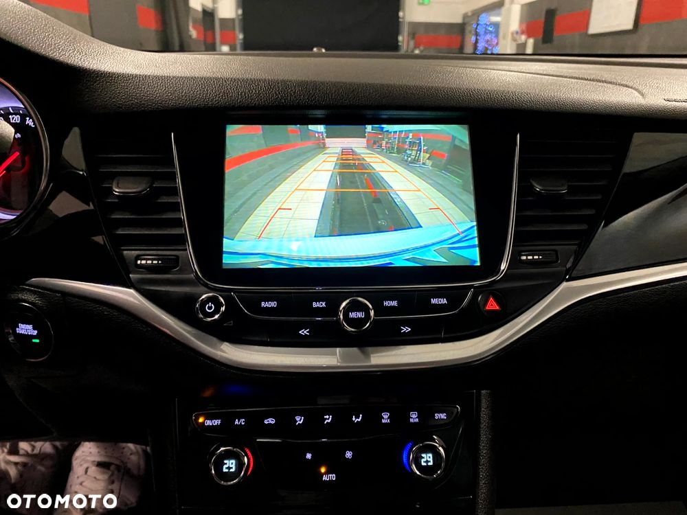 Opel Astra 1.4 Turbo Innovation - 22