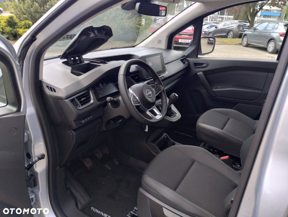 Nissan Townstar - 19