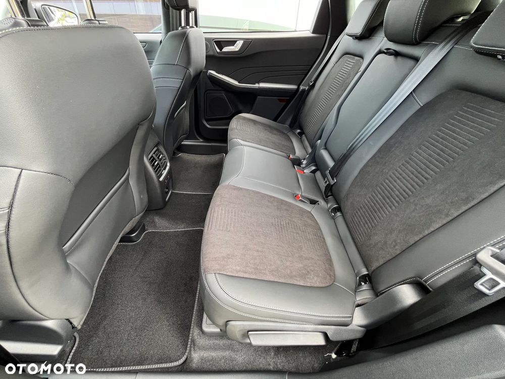 Ford Kuga 2.5P PHEV FWD Active X eCVT - 26