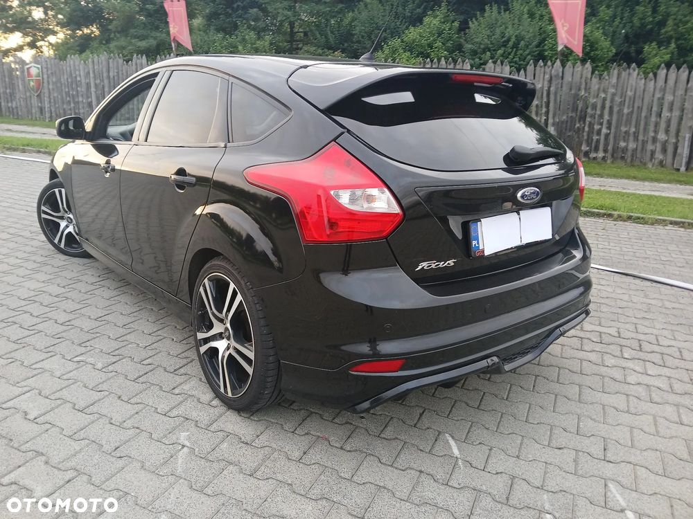 Ford Focus - 10