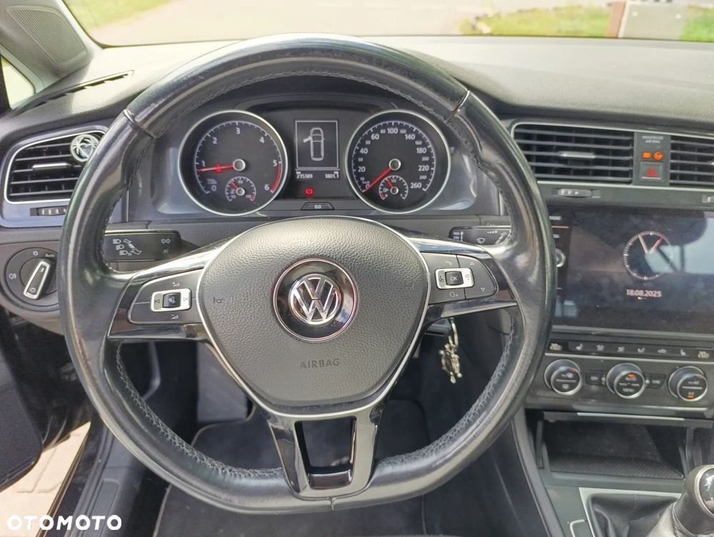 Volkswagen Golf VII 1.6 TDI BMT Comfortline - 12