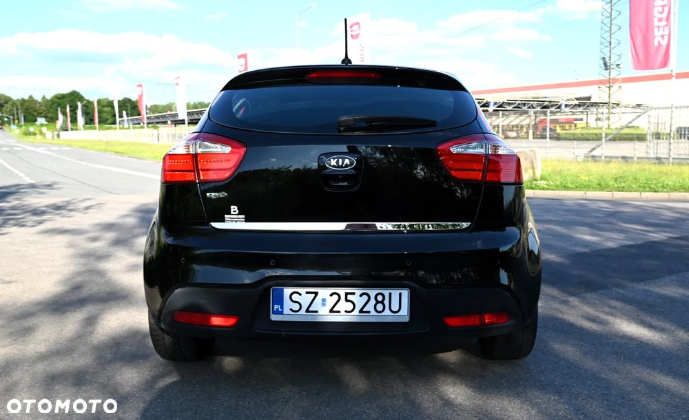 Kia Rio - 22