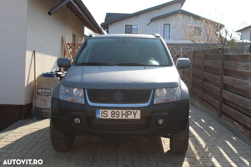 Suzuki Vitara - 3