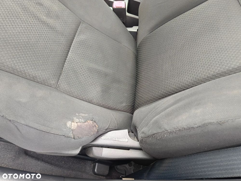 Toyota Corolla Verso 1.8 Prestige 7os - 14