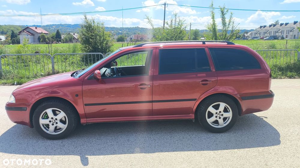 Skoda Octavia - 3