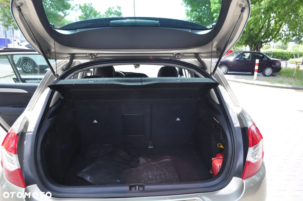 Citroën C4 1.6 VTi Equilibre - 13