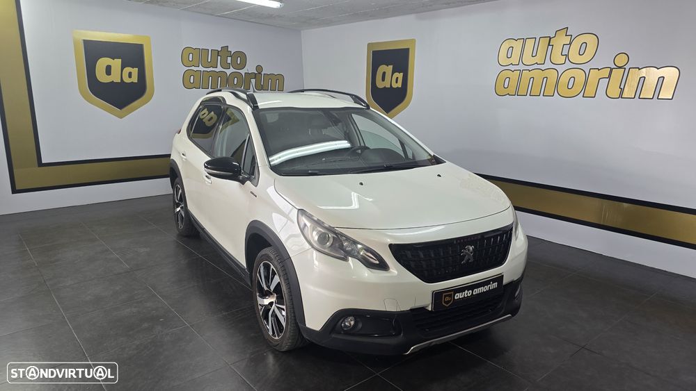Peugeot 2008 1.6 BlueHDi GT Line - 3